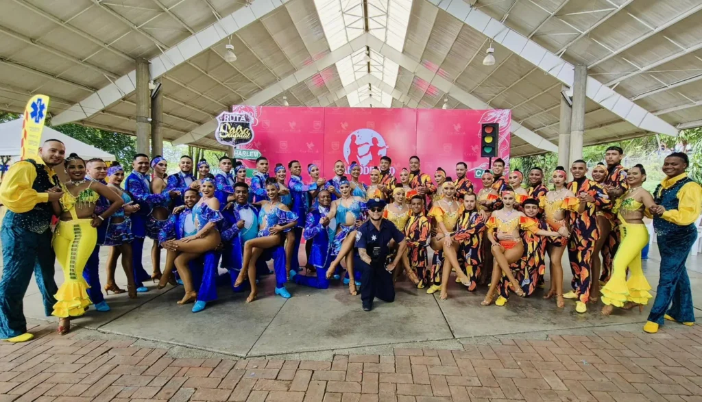 Seis escuelas juveniles ganan el Salsódromo 2025 en la apertura de la Feria de Cali: coreografía y vestuario cuentan una nueva historia de la salsa 1 Salsa Capital — Escuela ganadora del Salsódromo de Cali