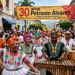 Desfile de Colonias del Pacífico: inicio del XXX Petronio